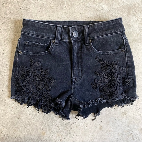 American Eagle high rise next level stretch black crochet accent jean shorts - Picture 1 of 2